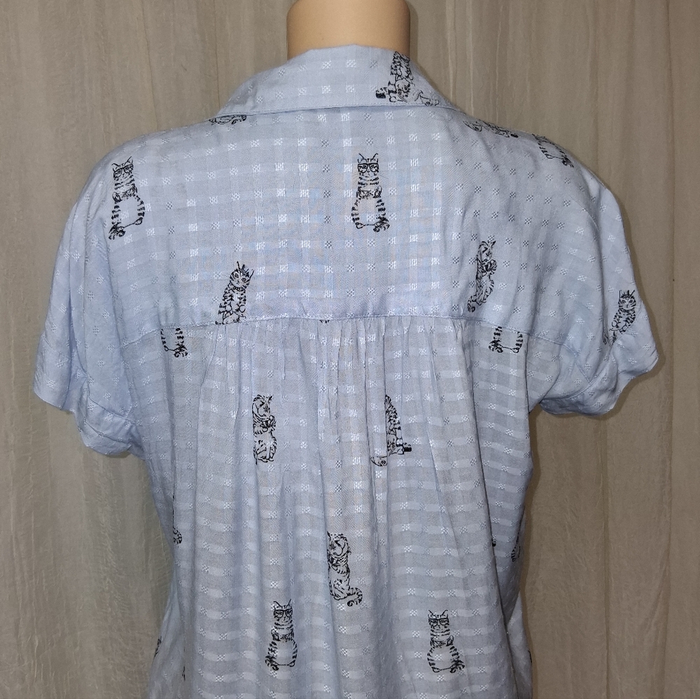 JANE+DELANCEY size S Sky Blue Button Down Shirt with Cat Design 100% Rayon - Picture 3 of 16